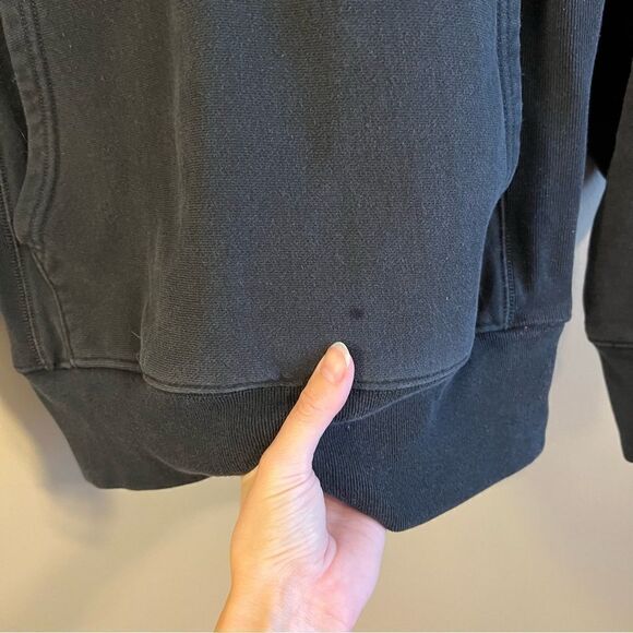 ✨ Champion Disney Black Mickey Mouse Embroidered Hoodie Small - Picture 6 of 11